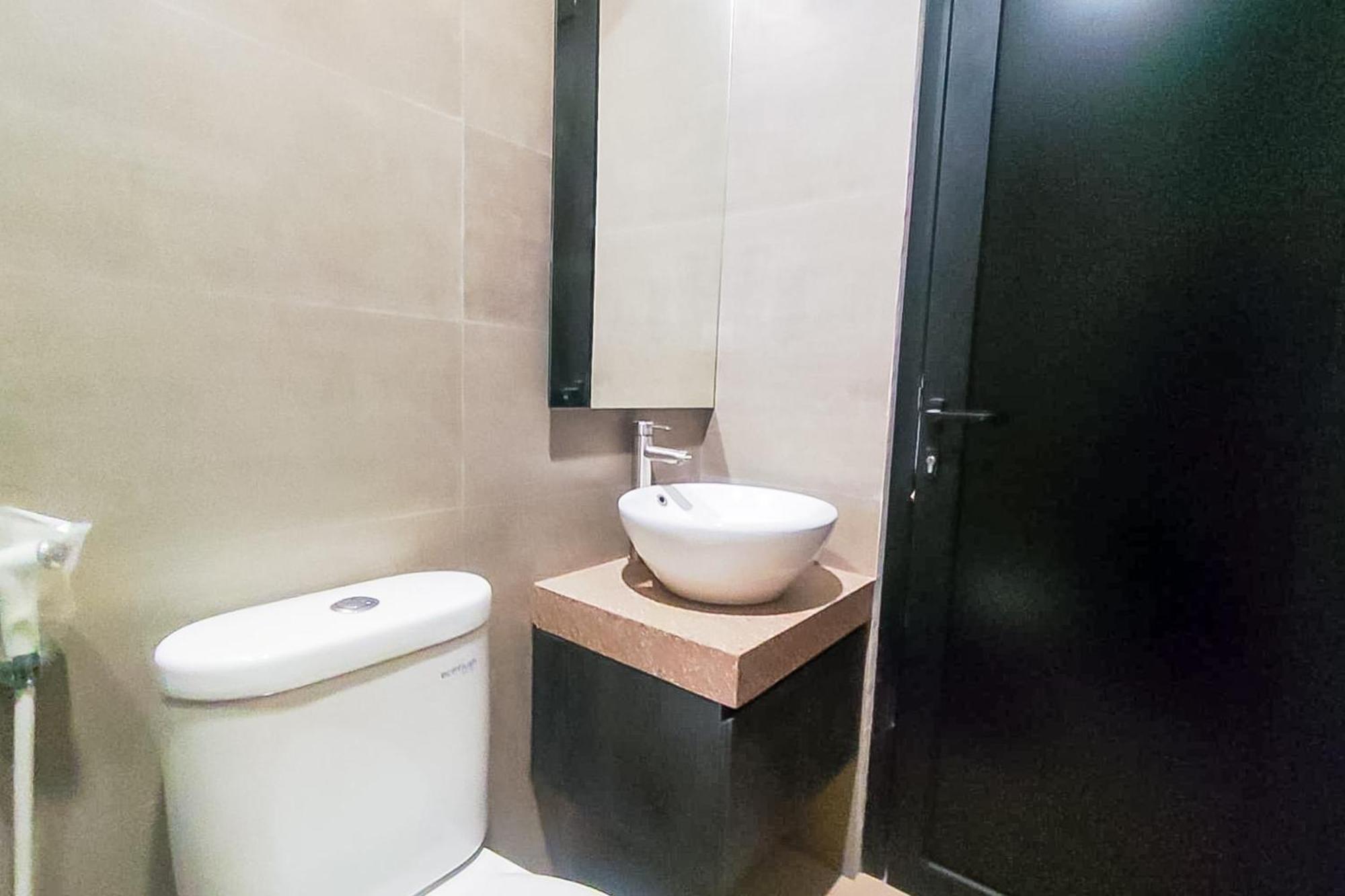 Sans Hotel 3*